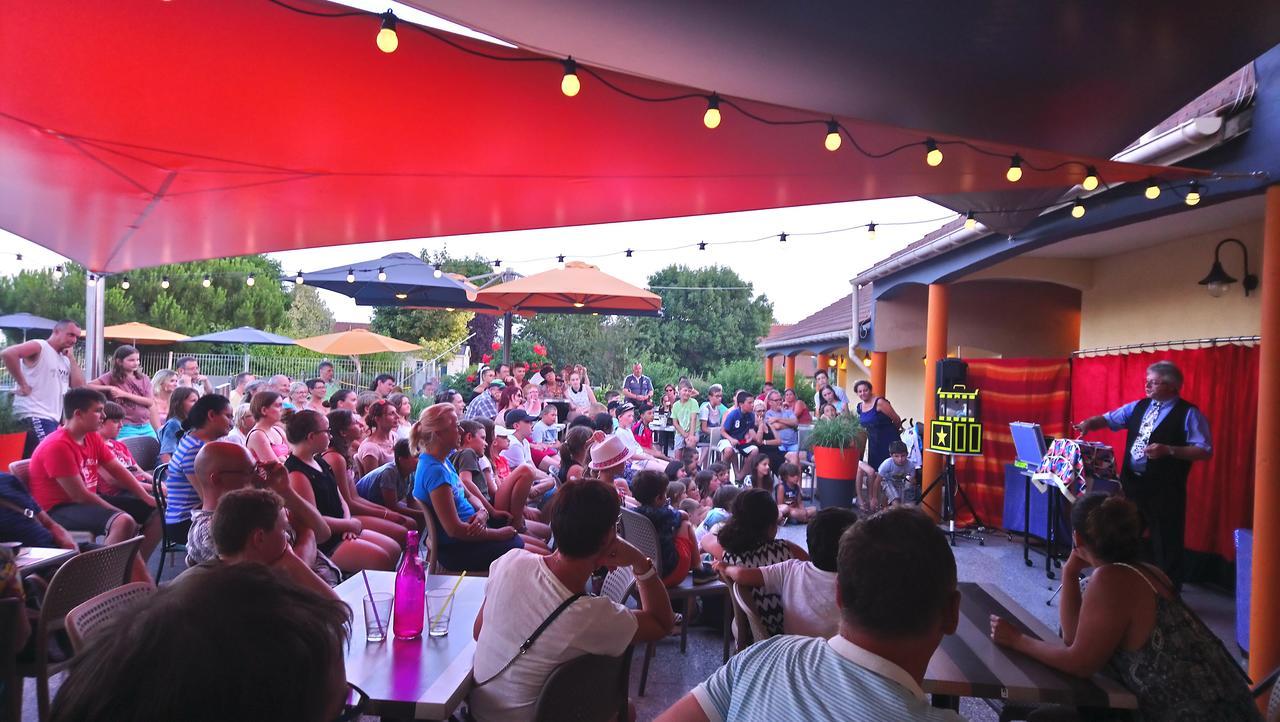 Camping L'Arada Parc Hotel Sonzay Luaran gambar