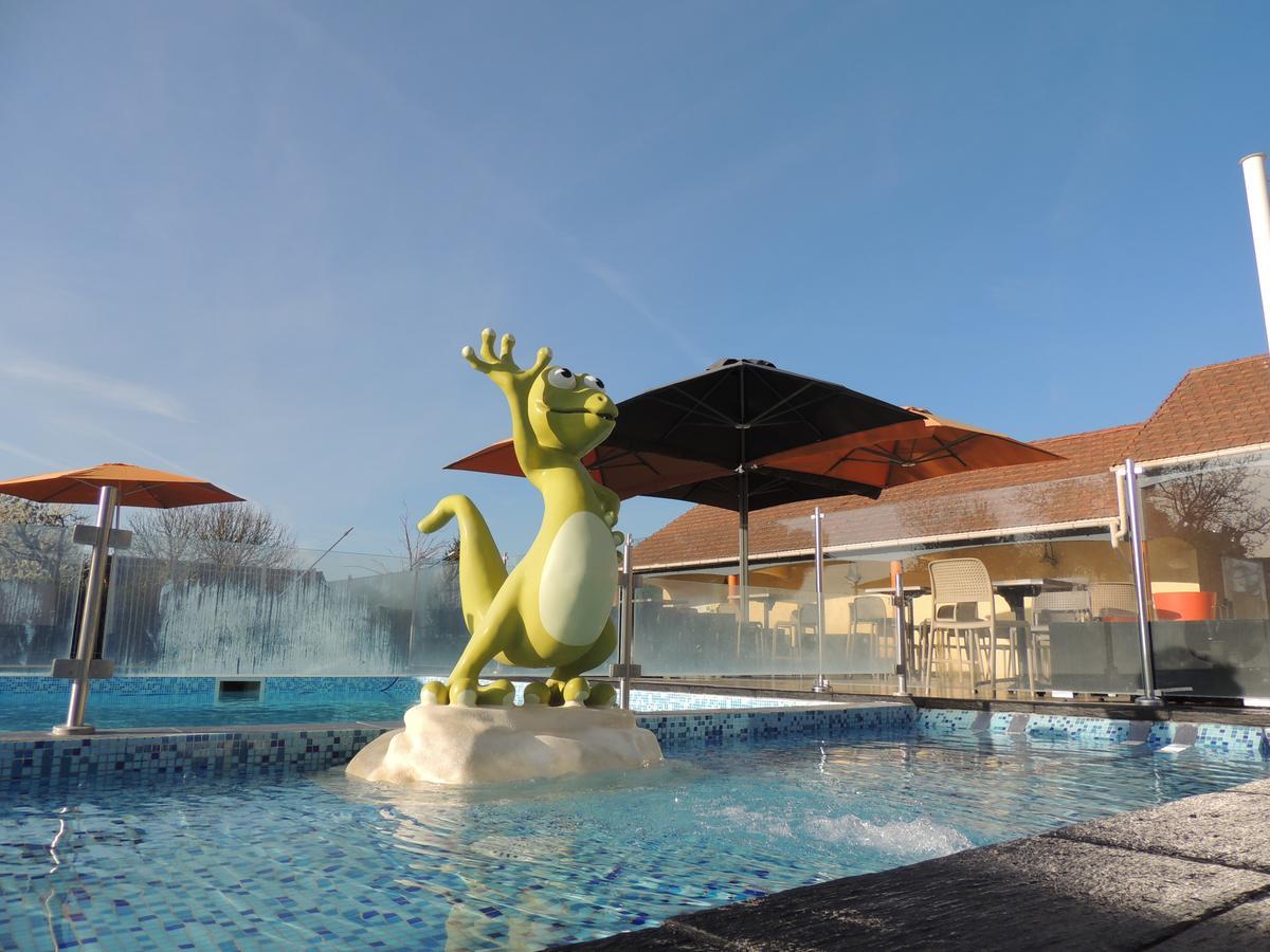 Camping L'Arada Parc Hotel Sonzay Luaran gambar